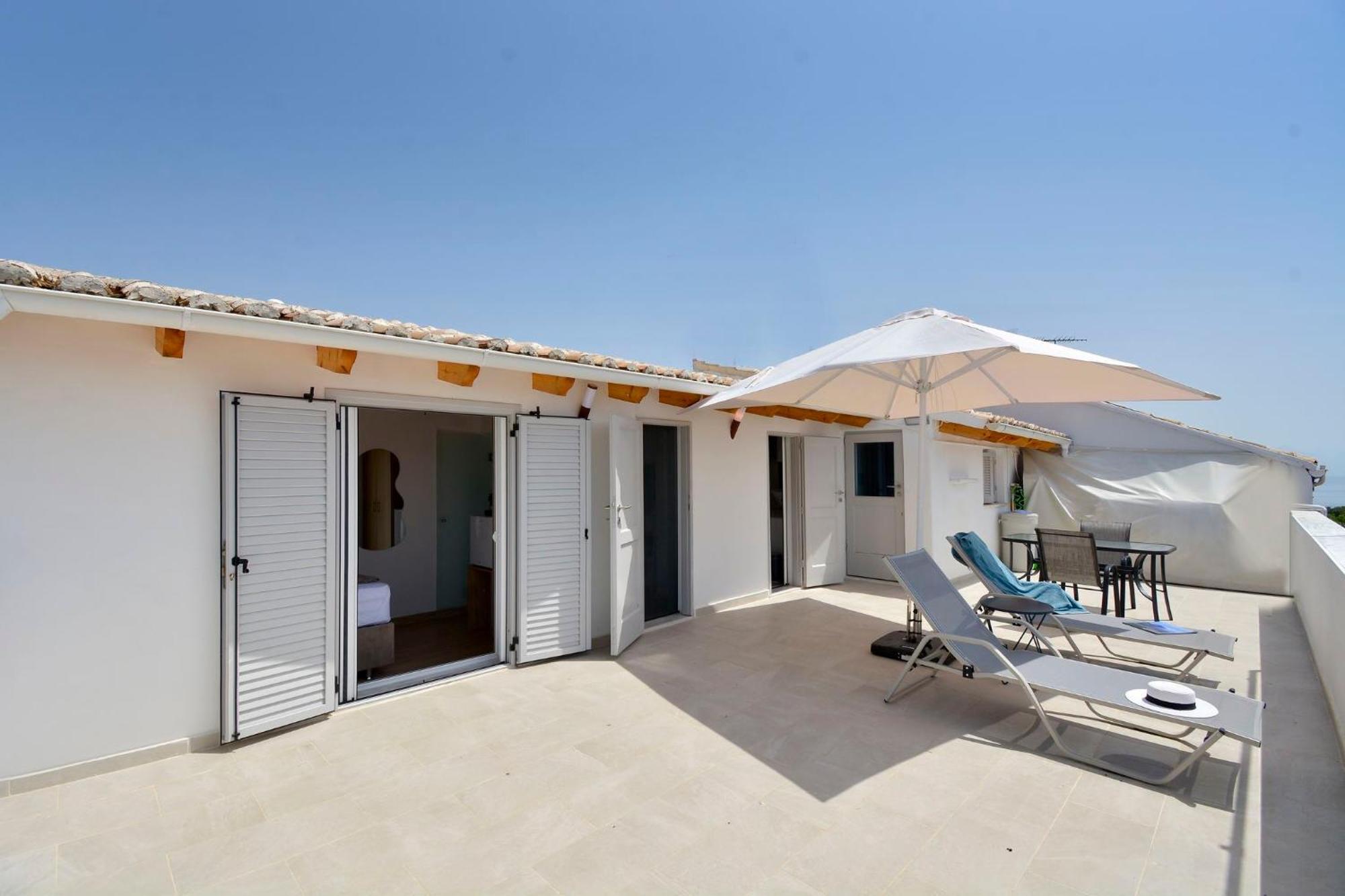Corfu Town West Apartment Екстериор снимка